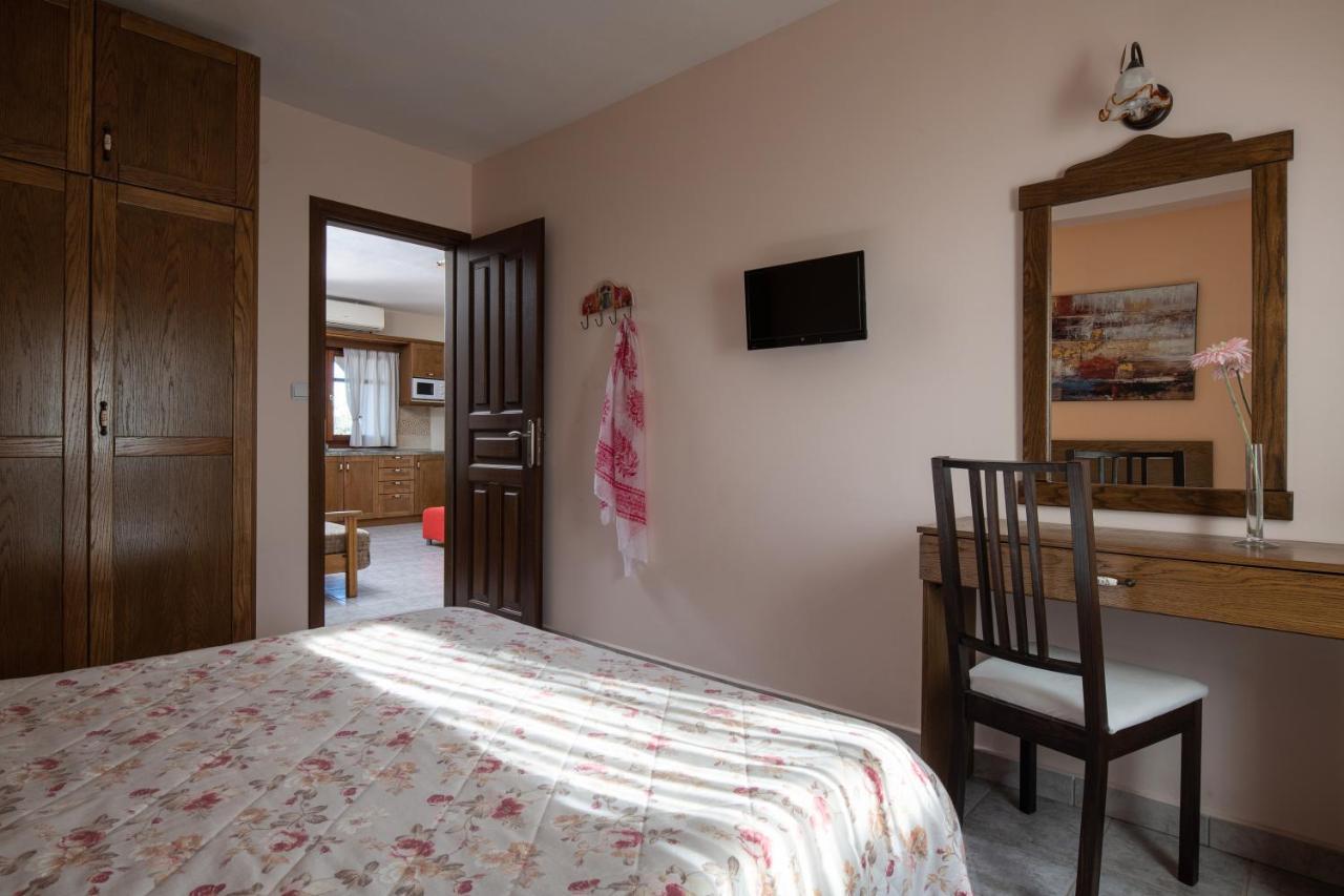 Vetrinos Apartments Agios Nikolaos  Exterior foto